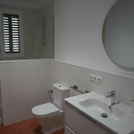 Apartment Seafront With Gorgeous Views *